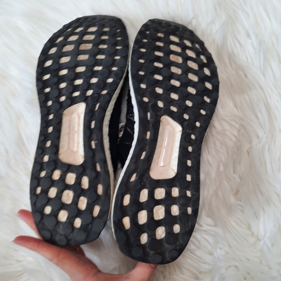 ADIDAS Stella McCartney OREO UltraBoost Parley Sneakers 8.5 - Picture 7 of 10